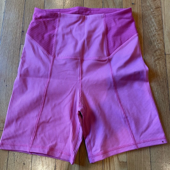 NWT For Love & Lemons Pink Dani Color Block Biker Shorts-Size S - Picture 2 of 4